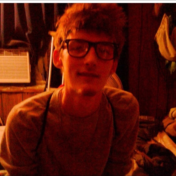 Meet your Posher, Kevin - Picture 1 of 1